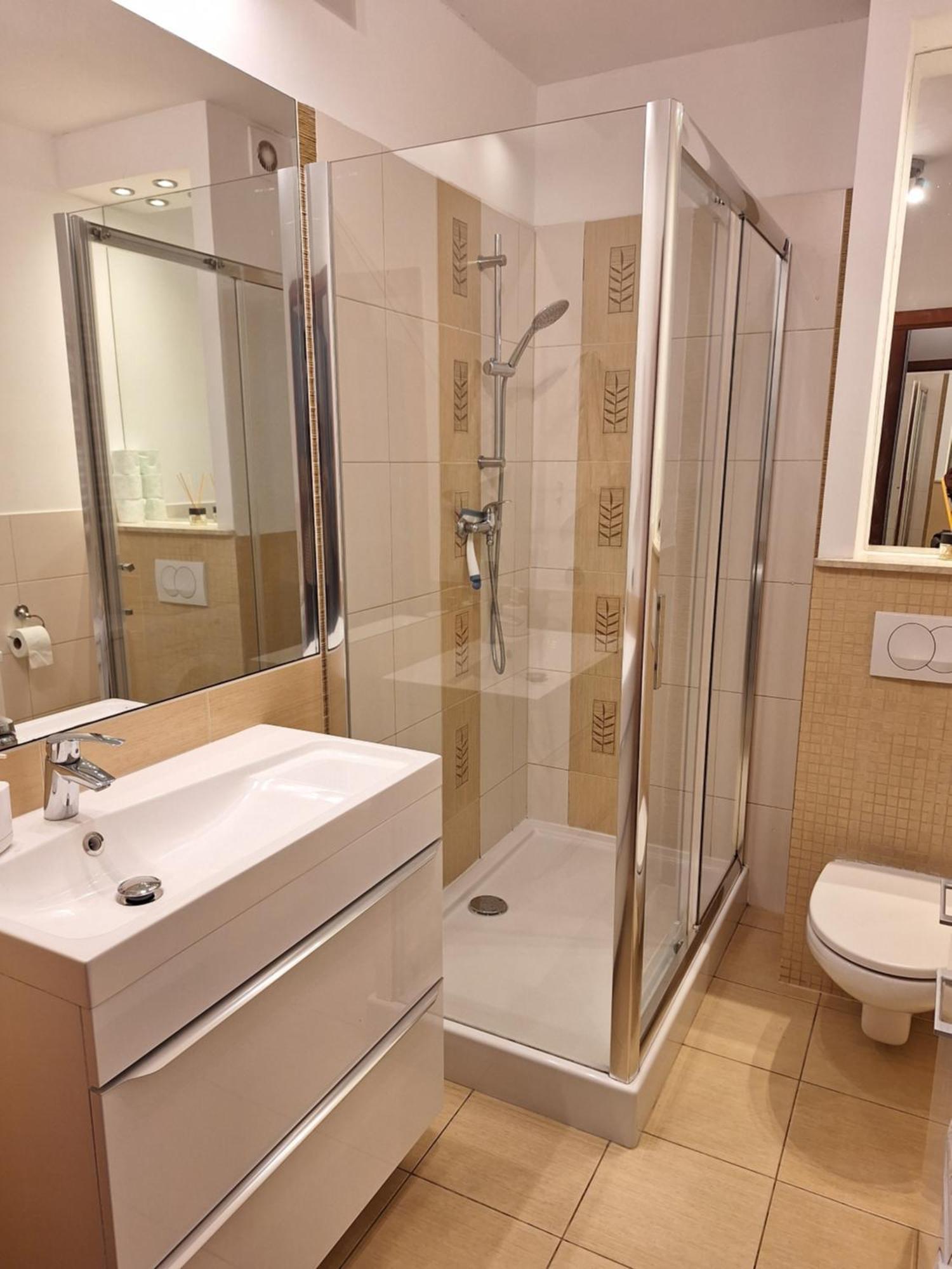 Agat I Jantar Apartment *